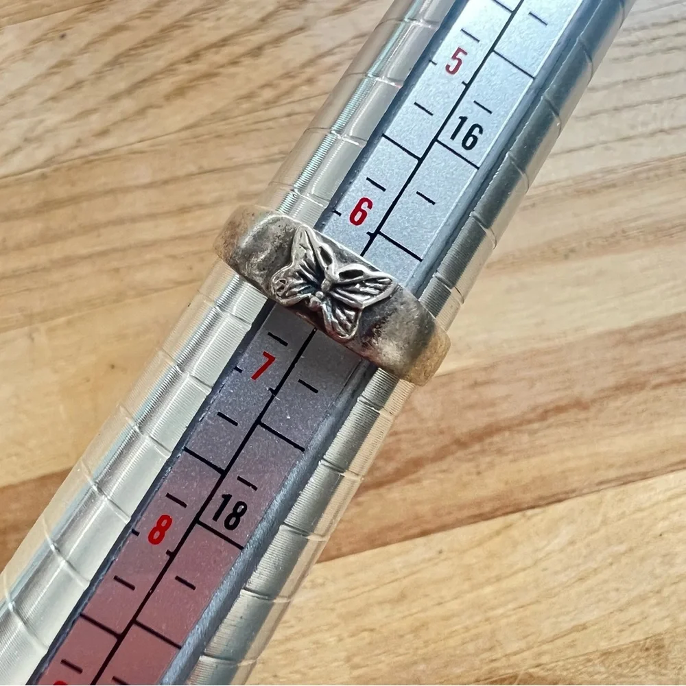 Vintage 925 Sterling silver butterfly band ring size 6.5 - Picture 9 of 10